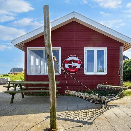 7 Person In Ulfborg *